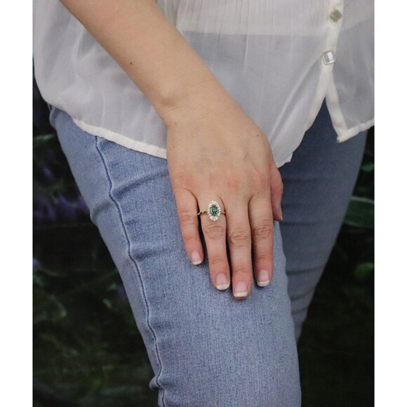 Gold Over Sterling Silver White and Green Cubic Zirconia Ring Size 9 - Picture 4 of 8